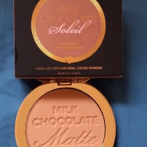 Too Faced  Bronzer